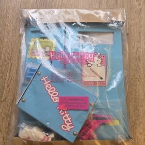 Rare Hello Kitty & Her Friends Fun Set Outfit Locker for 15" Doll, Avon 2000